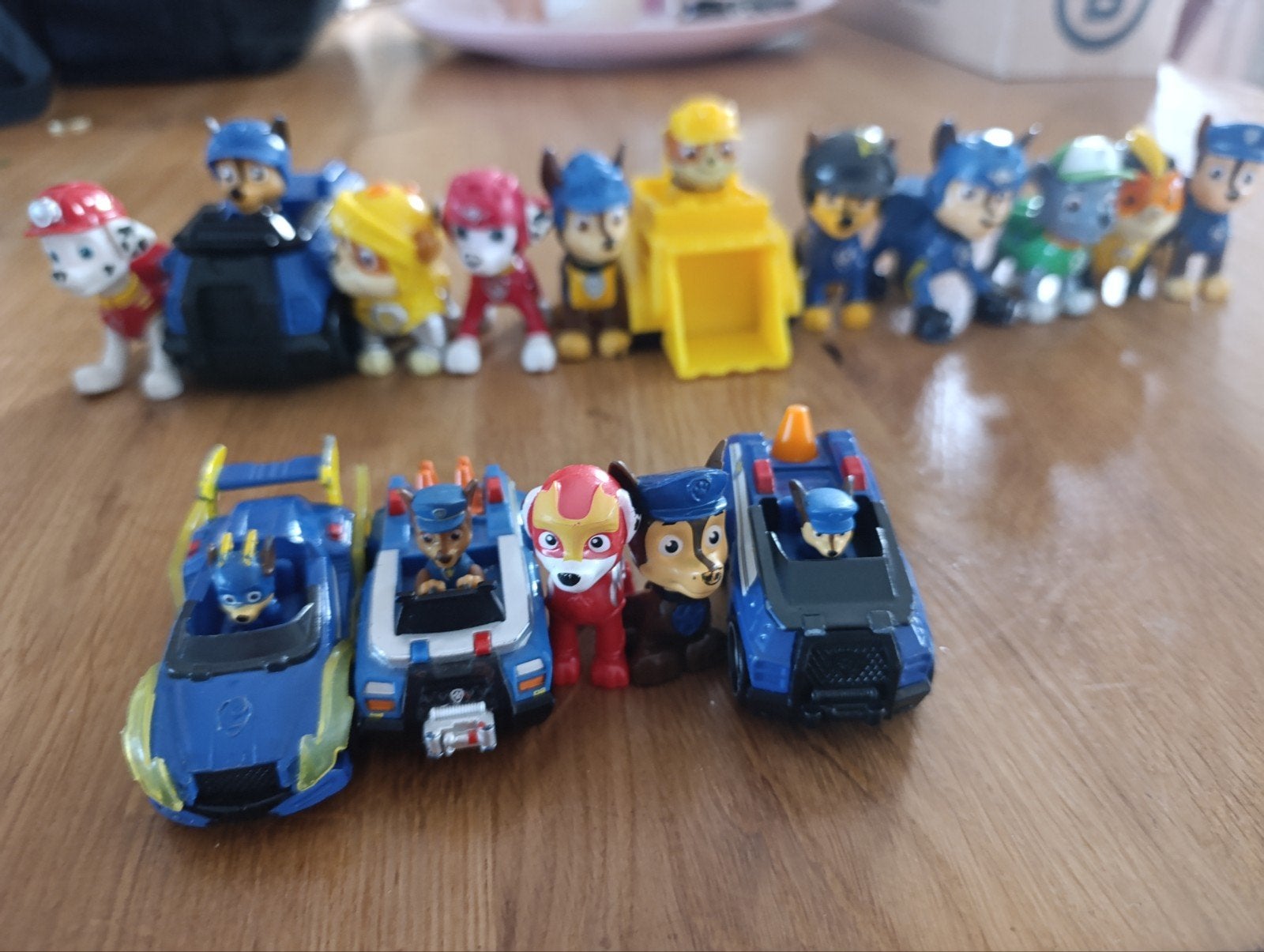 Paw patrol auto's + mannetjes, Enlèvement