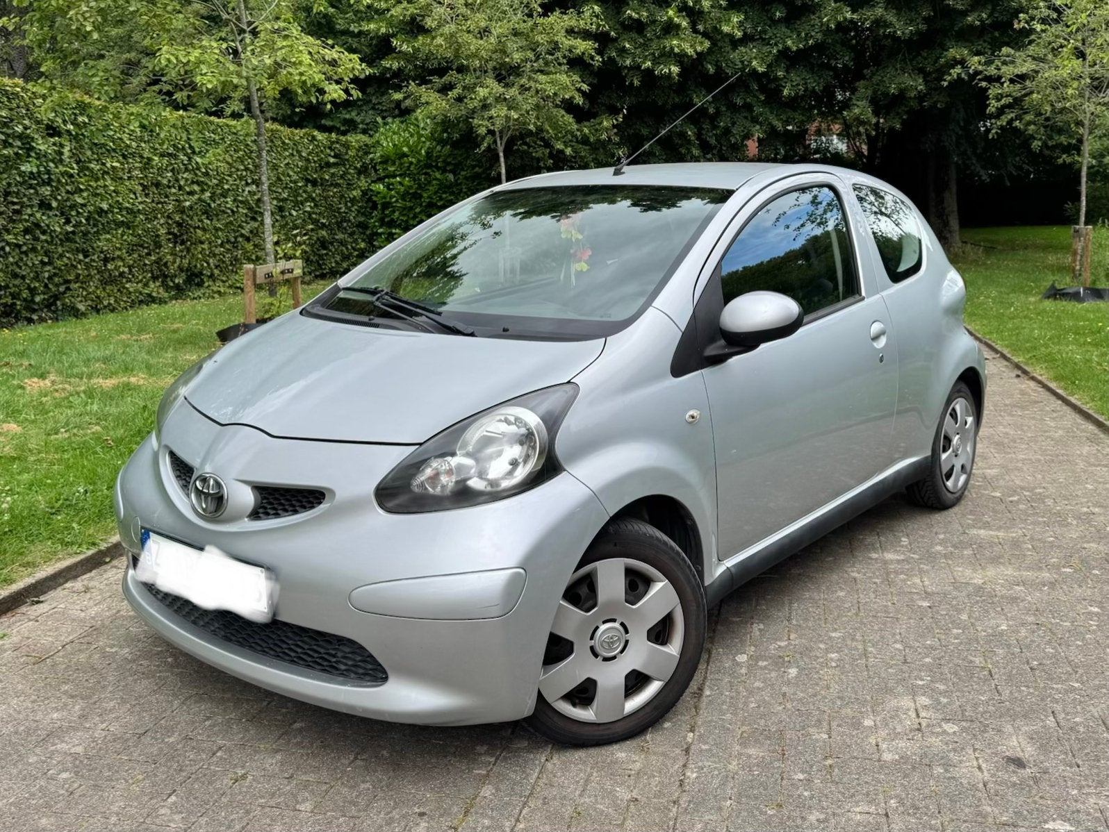TOYOTA AYGO // 1.0 ESSENCE / CARNET / FACTURES, Autos, Toyota, Entreprise, Aygo, Vitres électriques, Essence, Euro 4, Coupé, Enlèvement