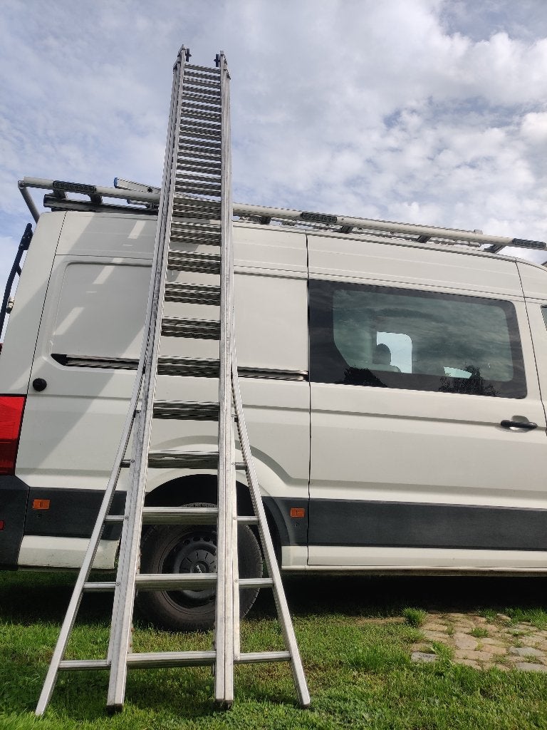 Ladder 18 treden, sterk en goed in staat, Doe-het-zelf en Bouw, Ophalen, Gebruikt, Ladder, Opvouwbaar of Inschuifbaar