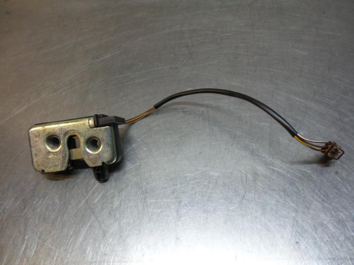 Mécanique de verrouillage hayon d'un Ford KA (KA 96-), -, -, -, Enlèvement ou Envoi