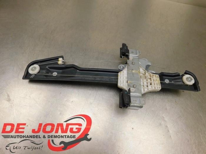 Mécanique vitre 4portes arrière droite d'un Ssang Yong Tiv, -, 3 mois de garantie, Utilisé, SsangYong