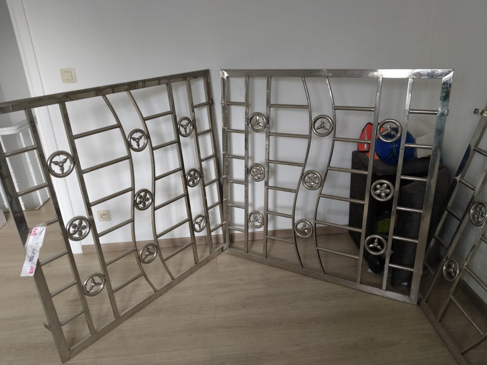Set van 4 Luxe RVS Raamhekwerken (120x120 cm), Enlèvement