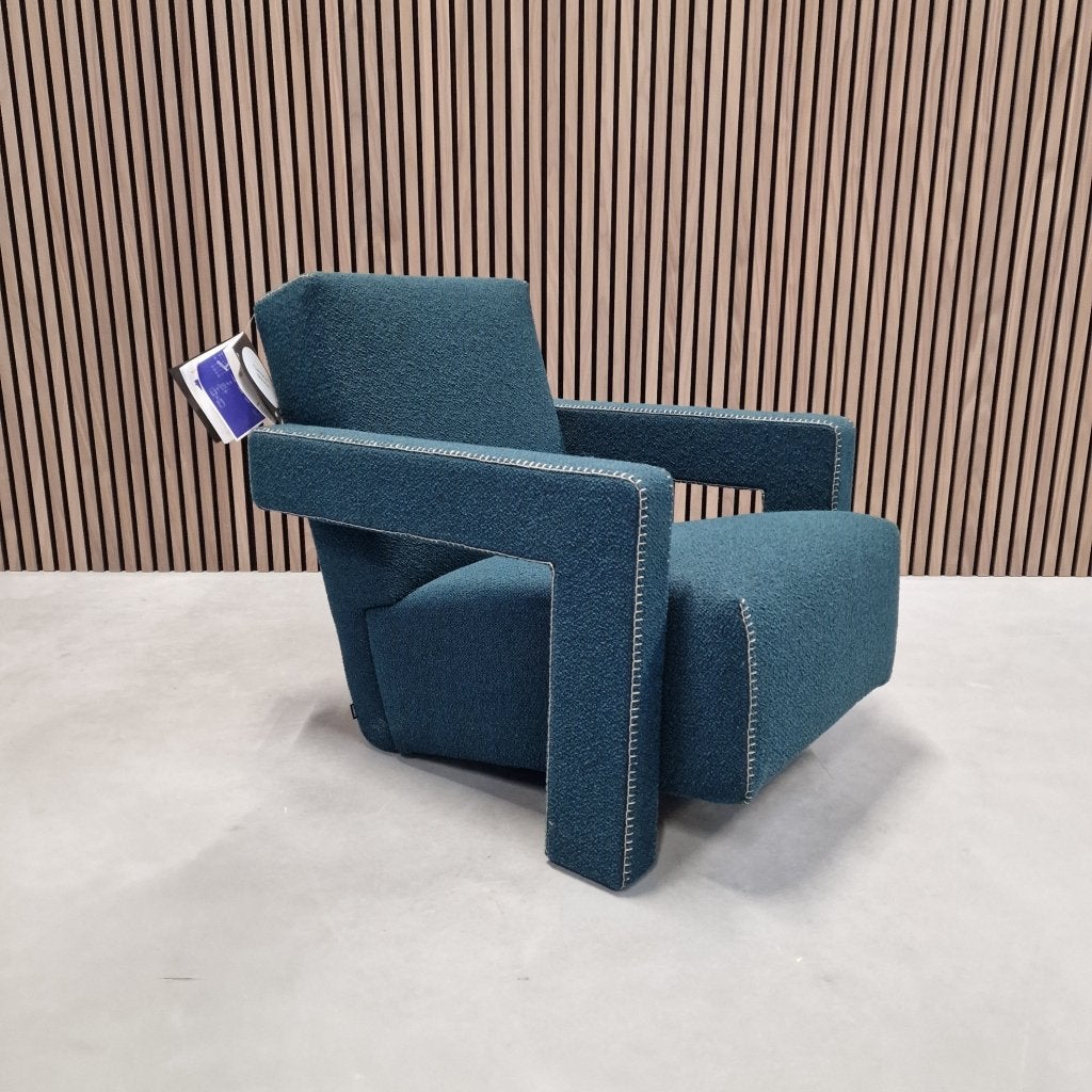 Cassina - Utrecht chair, Antiek en Kunst, Antiek | Meubels | Stoelen en Sofa's, Ophalen of Verzenden