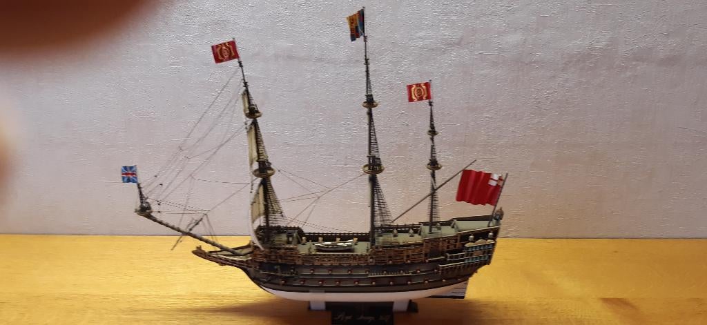 AIRFIX ROYAL SOVEREIGN 1/168, Ophalen, Nieuw, 1:50 tot 1:200, Airfix