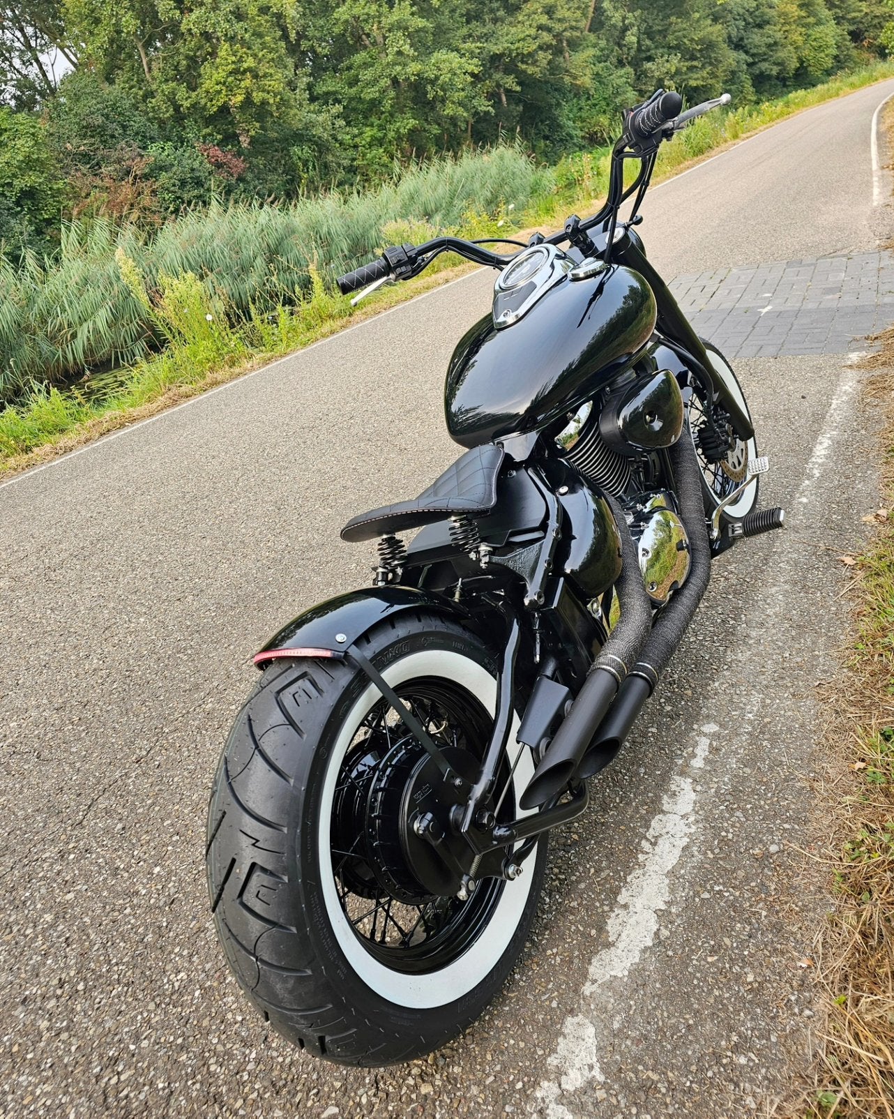 Bobber custom kawasaki, Bedrijf, Nieuw