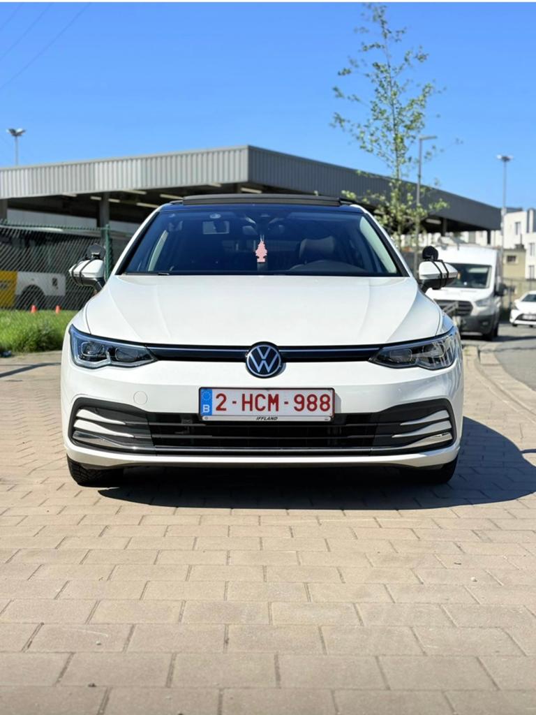 Volkswagen Golf – Sportief, betrouwbaar & super zuinig!, Voorwielaandrijving, Stof, Euro 6, Wit