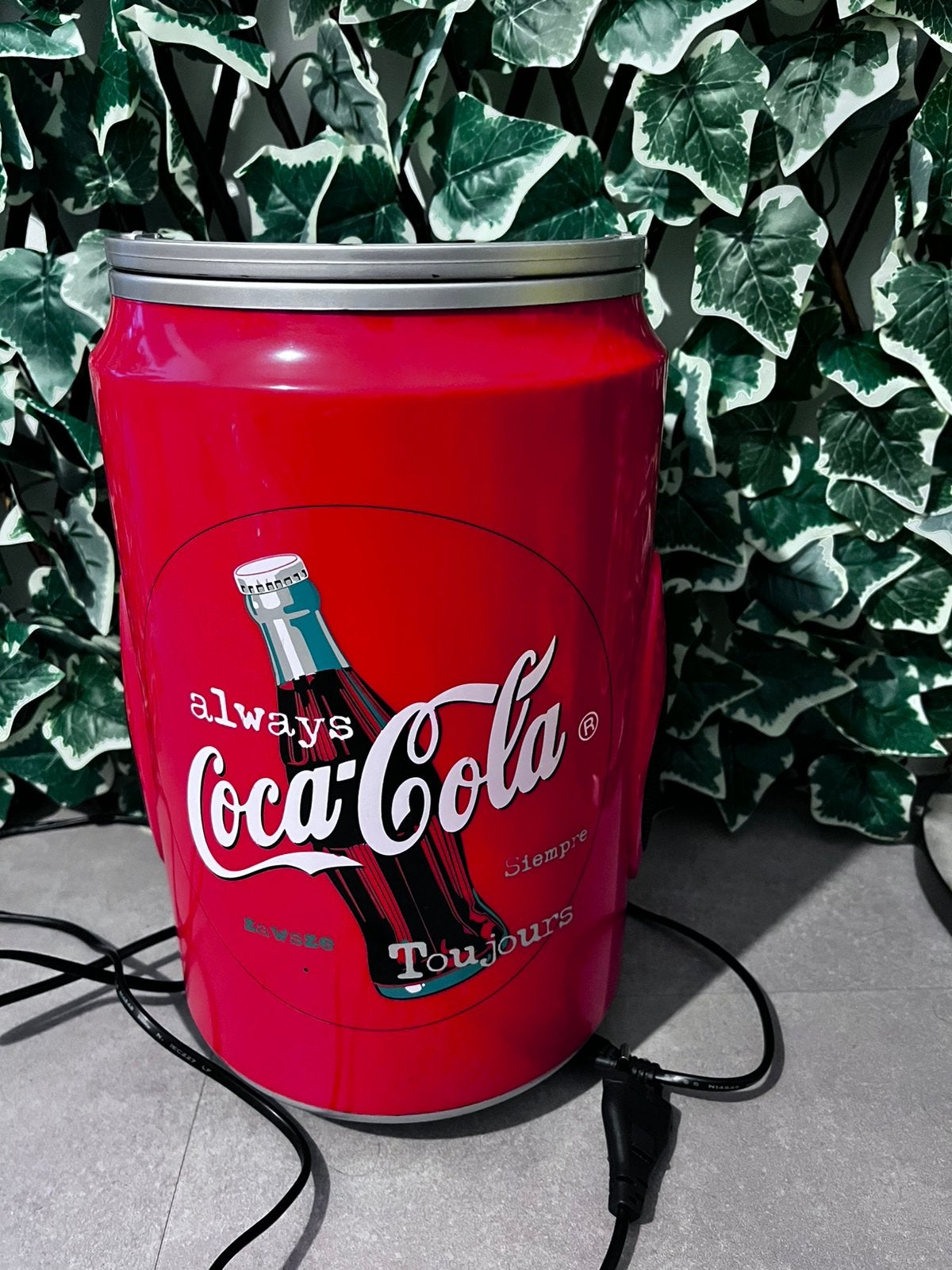Retro hifi-systeem in de vorm van een blikje van Coca-Cola, Ophalen of Verzenden, Zo goed als nieuw