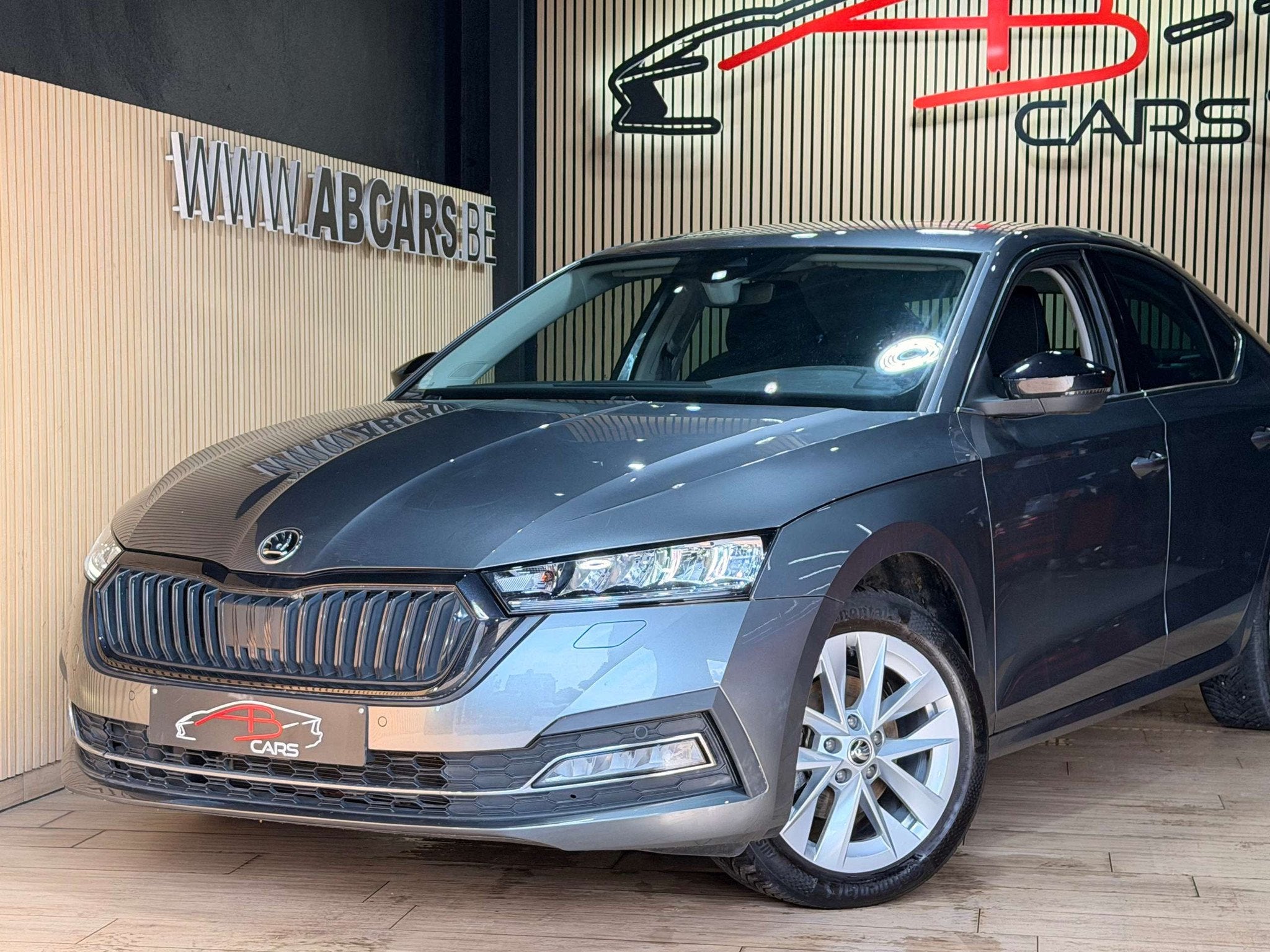 Skoda Octavia 1.0 TSI Style * GARANTIE 12 MOIS * 1ER PROPRI, Auto's, Skoda, Stof, Gebruikt, Bedrijf, 5 deurs