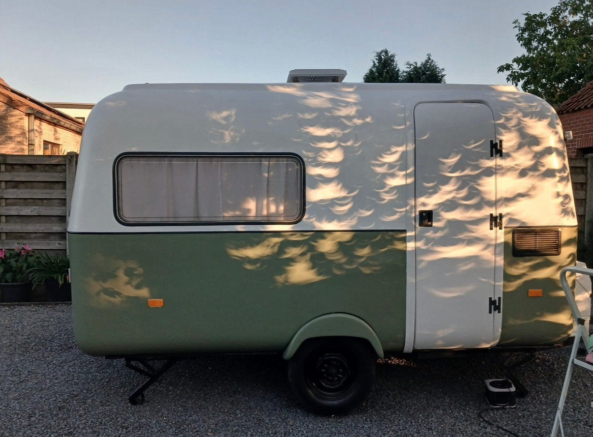 Caravan Biot, Particulier
