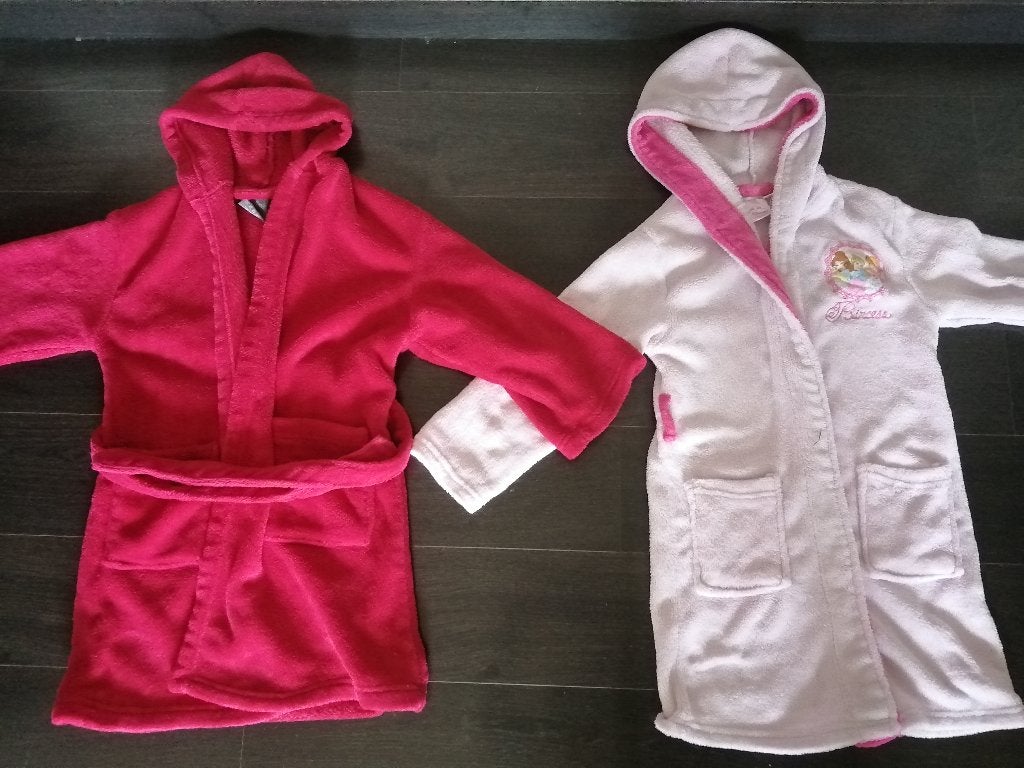 Roze kamerjas 7-8 jaar + 1 gratis, Kinderen en Baby's, Ophalen of Verzenden, Zo goed als nieuw, Meisje, Nacht- of Onderkleding