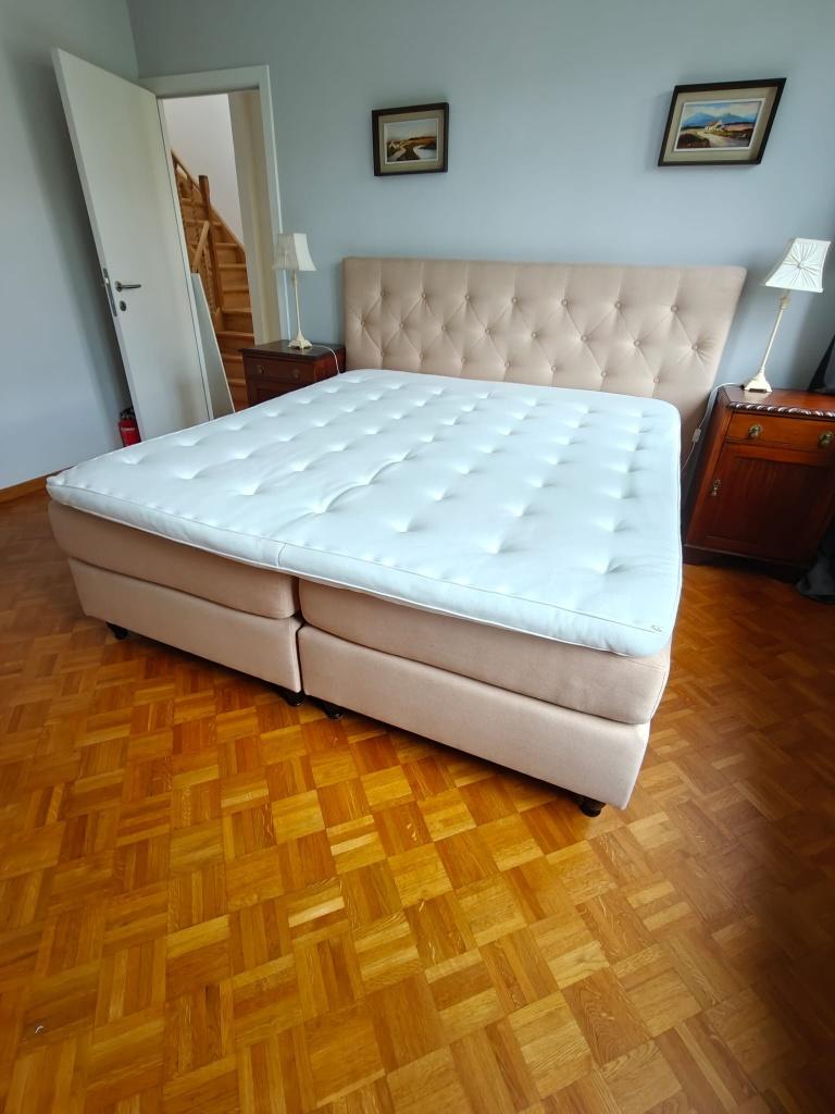 Double lit boxspring, Queen size, Comme neuf, Enlèvement, 180 cm
