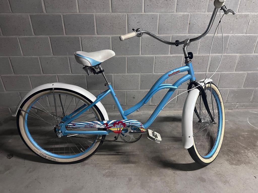Felt fiets, Enlèvement, Comme neuf