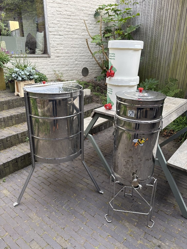 honingslinger, Dieren en Toebehoren, Ophalen, Zo goed als nieuw