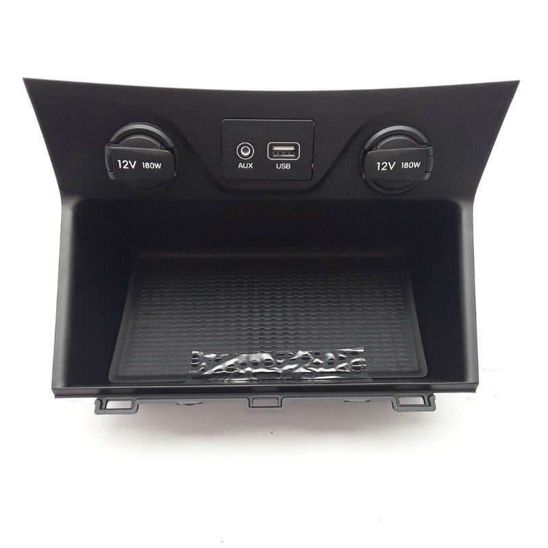 AUX/USB POORT Hyundai Tucson (TL) (|96120D3500|), Hyundai Motor Deutschland GmbH, Nieuw, Kaiserleipromenade 5
63067  Offenbach am Main, DE