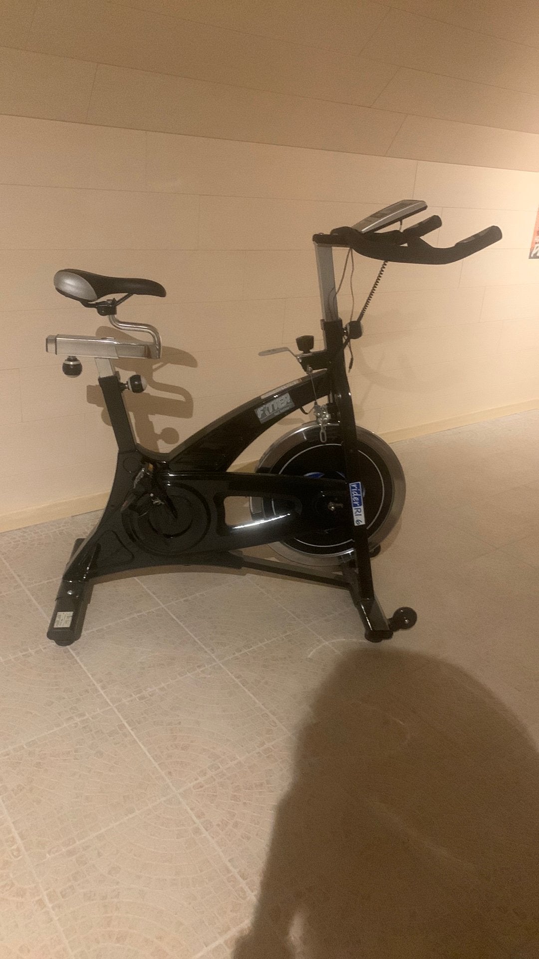 Spinningbike Rider - RI.6, Sport en Fitness, Ophalen, Zo goed als nieuw