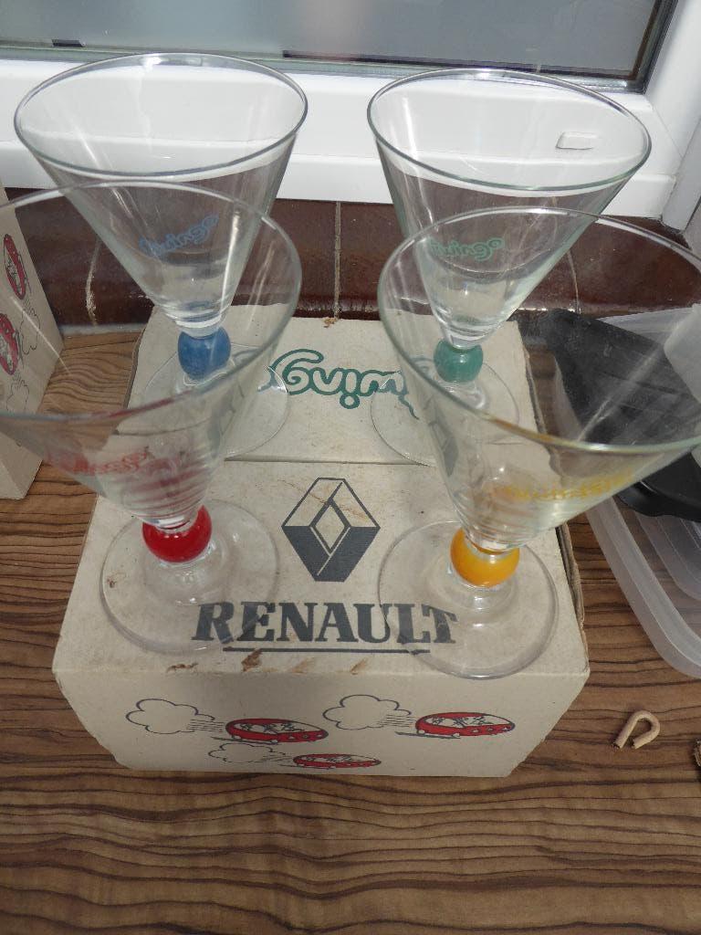 Renault Twingo 4 verres vintage + boite année 90, Collections, Marques & Objets publicitaires, Enlèvement ou Envoi, Utilisé, Autres types