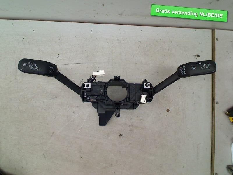 COMBISCHAKELAAR STUUR Golf VII (AUA) (3Q0953521AL), Auto-onderdelen, Gebruikt, Volkswagen, Volkswagen AG, Kundenbetreuung@volkswagen.de