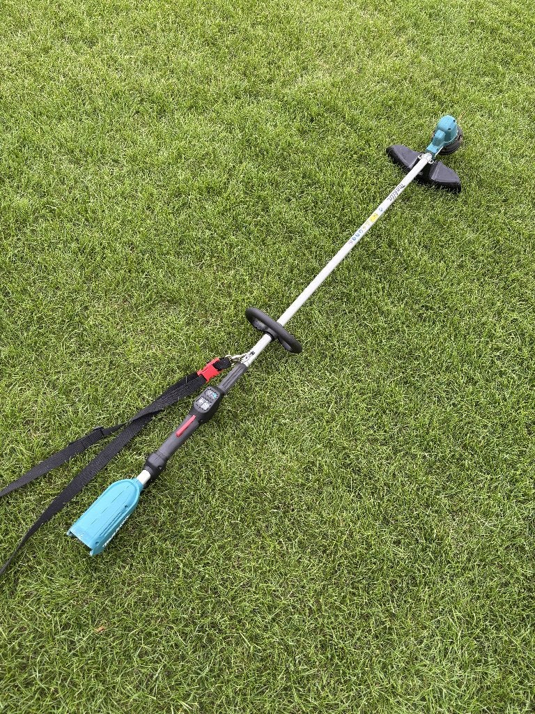 MAKITA DUR190LZX9, Ophalen, Zo goed als nieuw, Accu, Makita