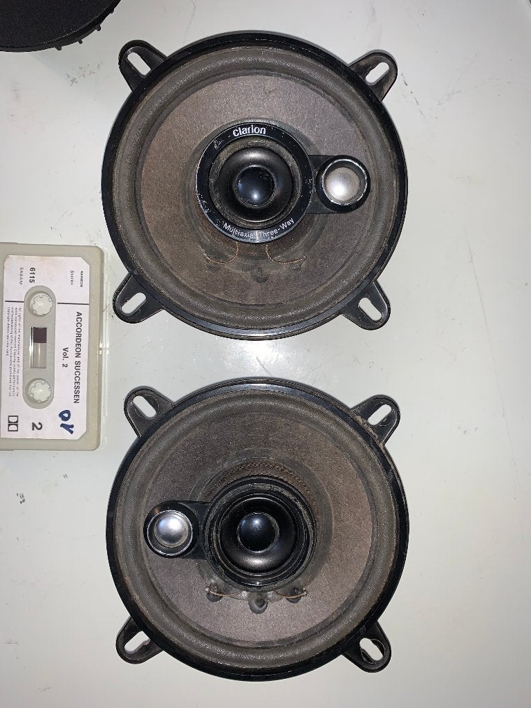 2 Clarion SE-5360 13 cm 3 weg, Ophalen