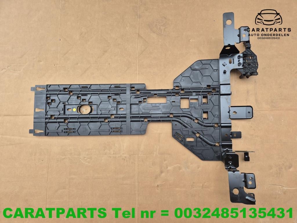 1EA971342C Audi Q4 e tron bodemplaat Born kabelgoot Tavascan, Gebruikt, Audi, AUDI AG, Auto-Union-Strasse 1
85045  Ingolstadt, DE