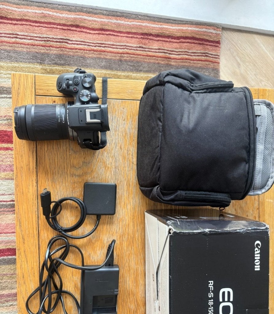 Canon EOS R10 + RF-S 18-150mm IS STM (Als Nieuw!), Audio, Tv en Foto, Fotocamera's Digitaal, Ophalen of Verzenden, Zo goed als nieuw