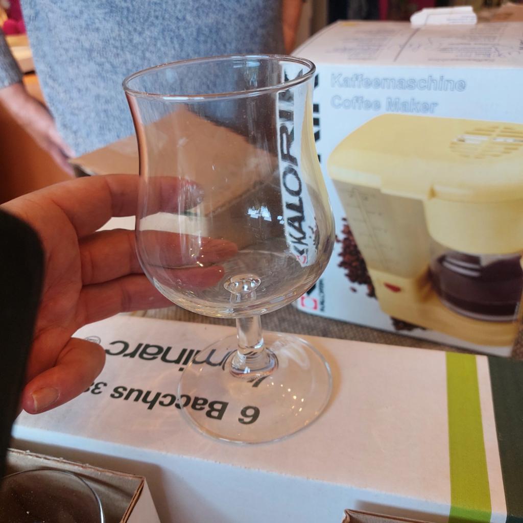 6 glazen nieuw, Verzamelen, Glas en Drinkglazen, Ophalen