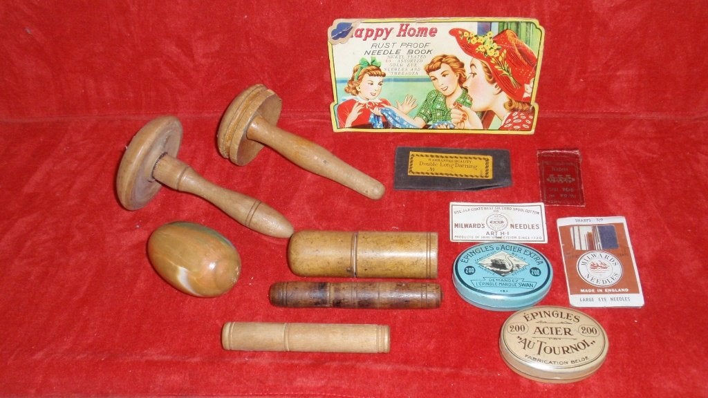 Verzameling 11 stuks zeer oud naai materiaal, Antiek en Kunst, Ophalen of Verzenden