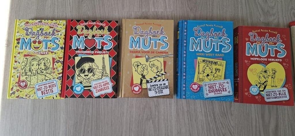 Dagboek van een muts (5x), Enlèvement, Comme neuf, Rachel Renée Russell, Fiction
