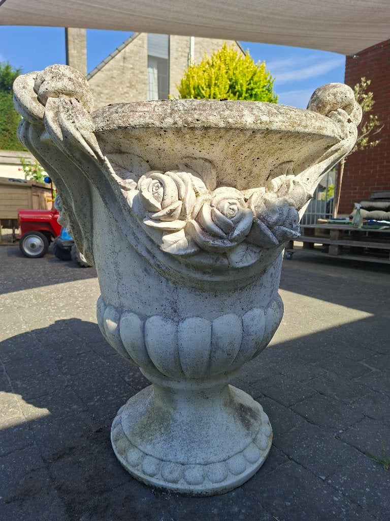 Stenen vaas, Ophalen