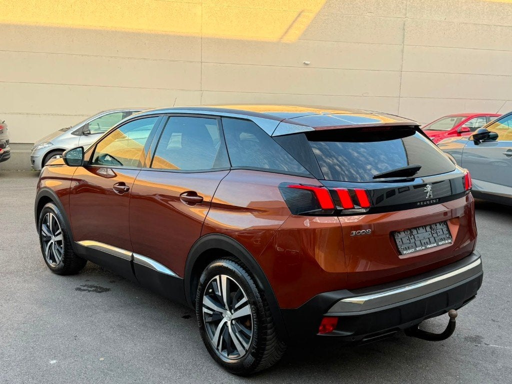 Peugeot 3008 1.6HDi 85 kW Euro 6b, Auto's, Peugeot, Navigatiesysteem, Euro 6, Leder, Bedrijf