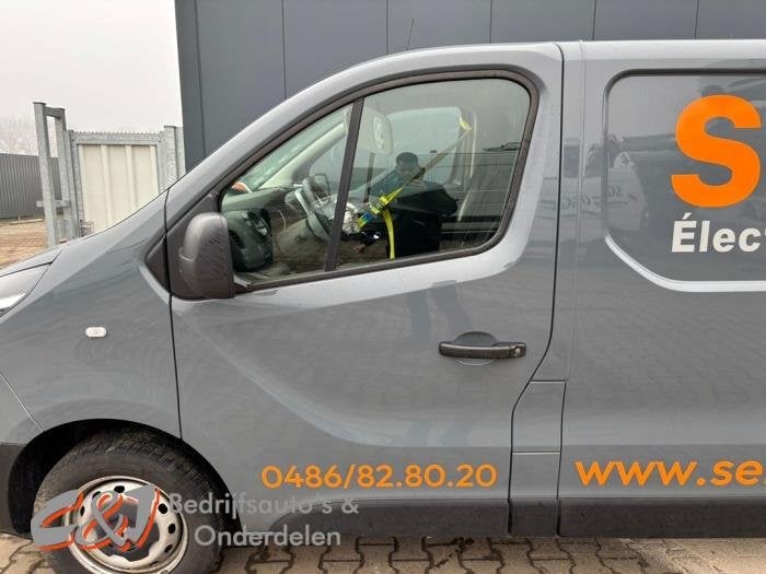 Portière 2portes gauche d'un Renault Trafic (DVKPN), Renault, -, 3 mois de garantie, Utilisé