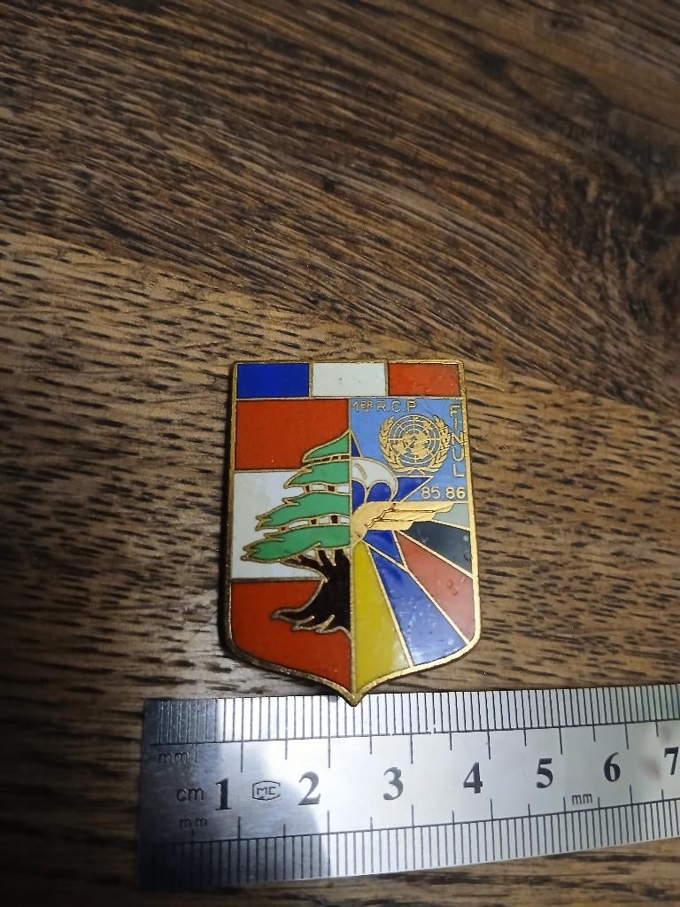 Voor Franse badge 1RCP UNIFIL 1985-86, Verzamelen, Militaria | Algemeen, Verzenden, Landmacht, Embleem of Badge