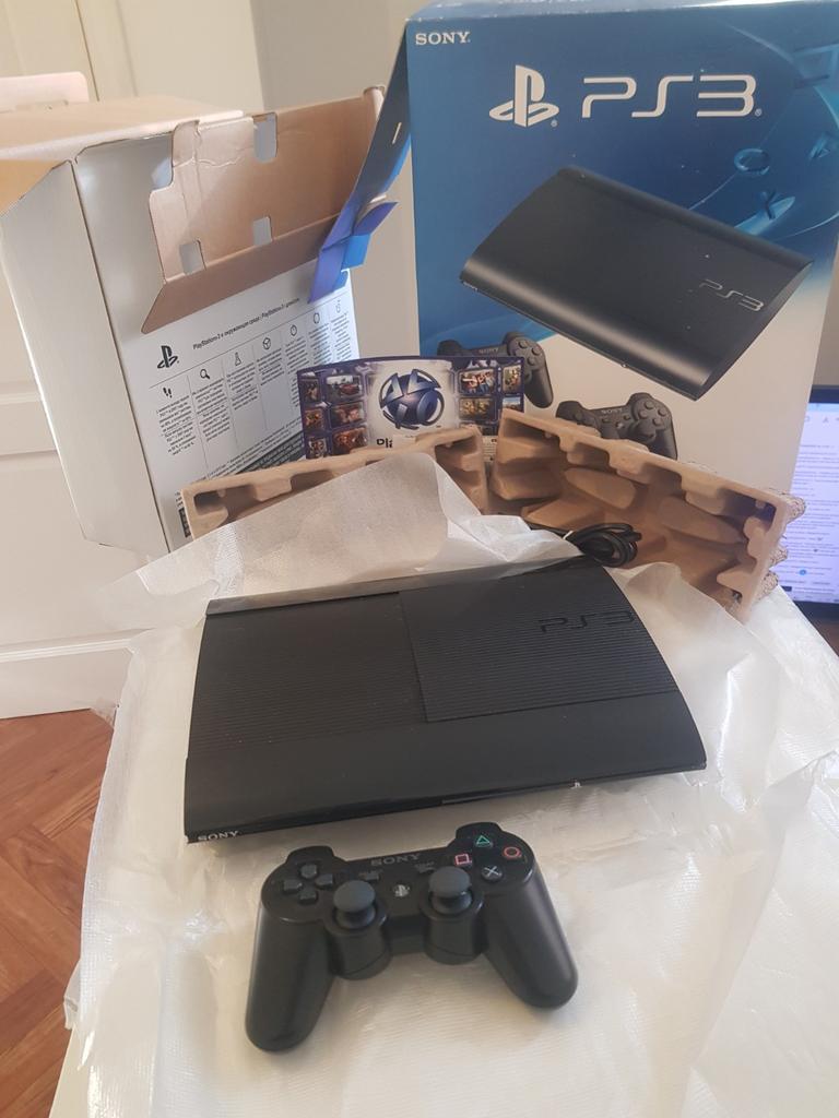 Playstation 3 in een doos