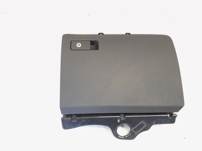 Boîte à gants d'un Volkswagen Passat, Volkswagen, -, 3 mois de garantie, Utilisé