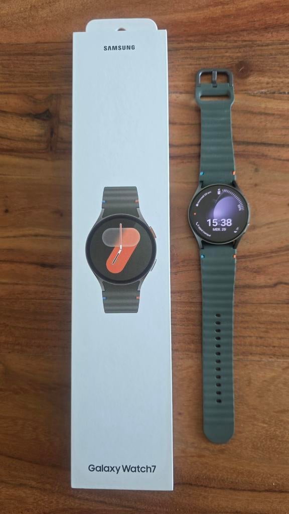 Montre Samsung Galaxy Watch 7 (40mm), Étanche, Gris, Enlèvement ou Envoi, Comme neuf