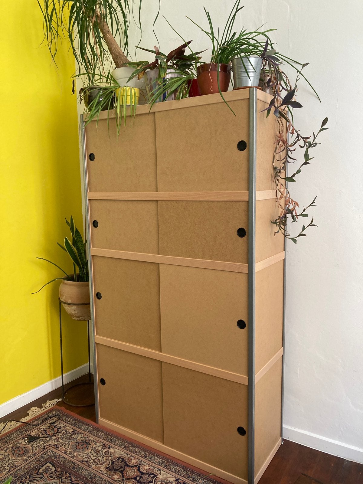 Armoire Kewlox, Enlèvement