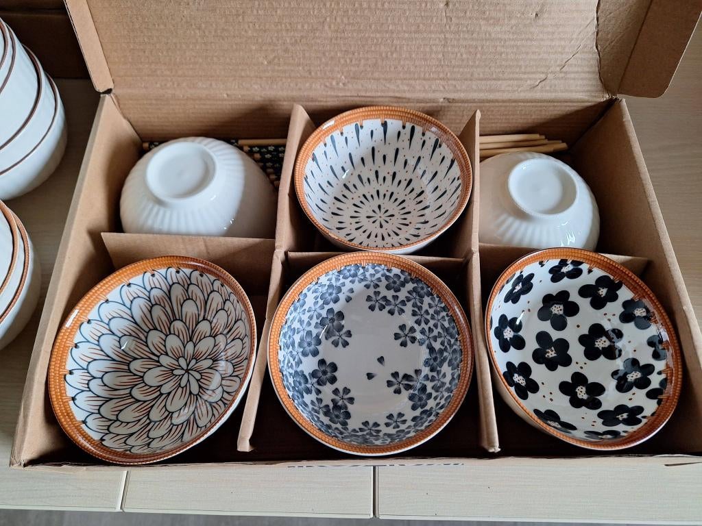 Keramiek potjes: set van 6 stuks. NIEUW, Huis en Inrichting, Ophalen, Keramiek, Nieuw, Kom(men)