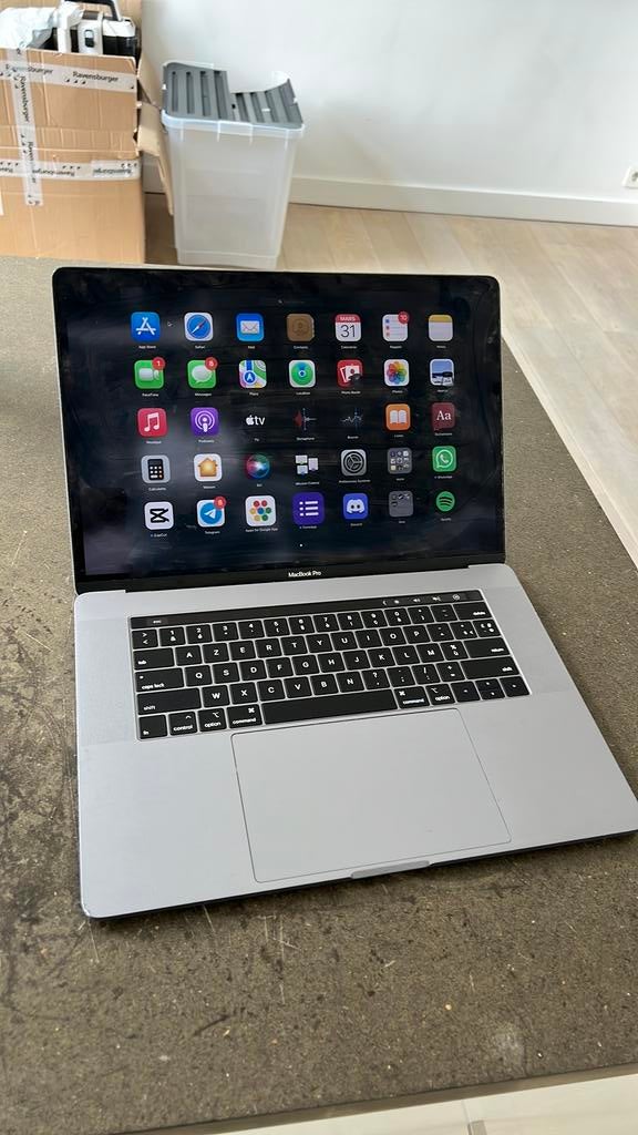 Macbook Pro 2016 15 pouces, Enlèvement ou Envoi, MacBook, Utilisé, Azerty
