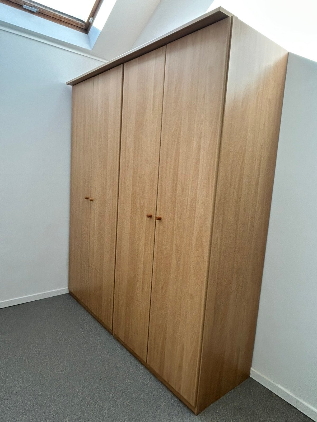 Kast 2m x 2,26m x 0,60m, Ophalen, Met deur(en), Gebruikt, 200 cm of meer
