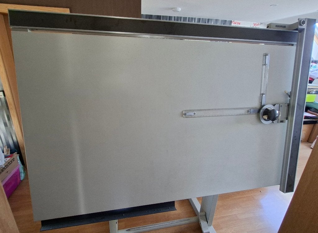Table à dessin pour gaucher avec chaise – Comme neuve, Bricolage & Construction, Enlèvement, Comme neuf, 170 cm ou plus
