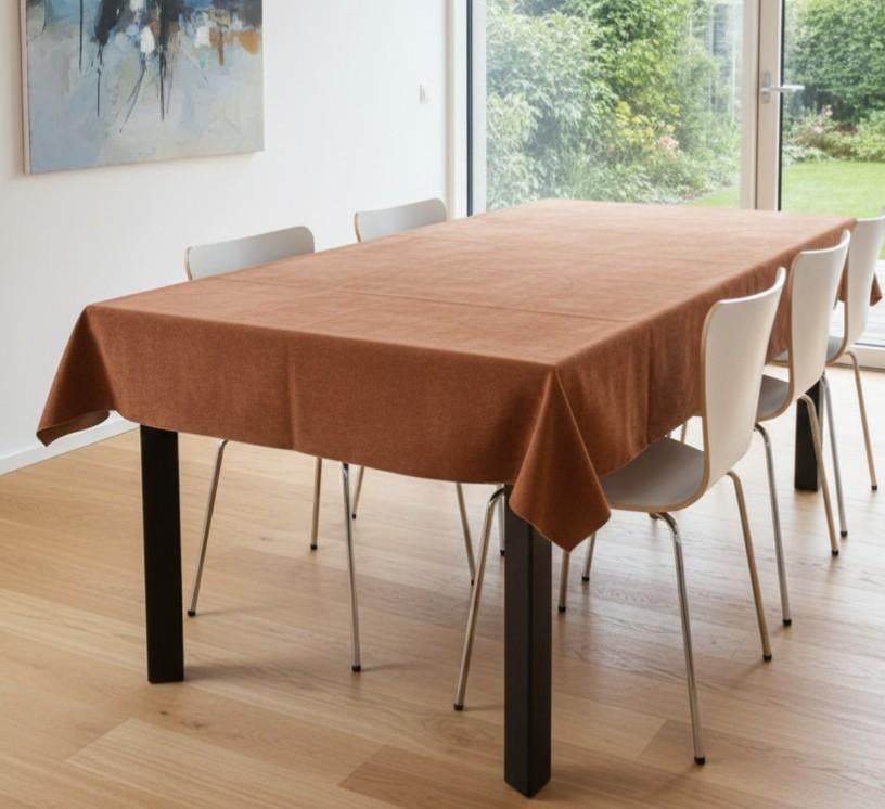 Nieuw anti-slip tafelkleed, Huis en Inrichting, Tafelkleden, Ophalen, Nieuw
