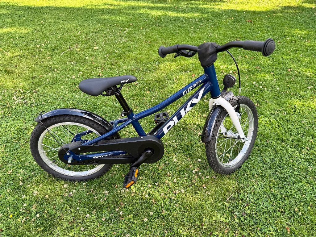 Puky Cyke 16" kinderfiets - marineblauw, als nieuw, Fietsen en Brommers, Fietsen | Kinderfietsjes, Zo goed als nieuw, 16 tot 20 inch