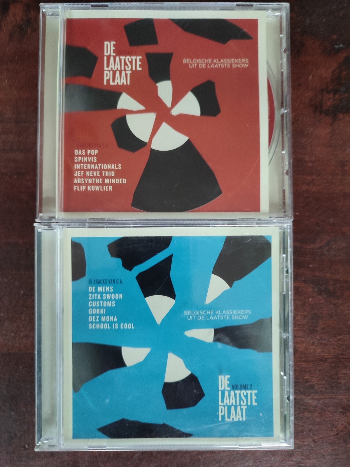 2x CD : DE LAATSTE PLAAT  Volume 1 en 2  (HUMO), Ophalen of Verzenden, Zo goed als nieuw