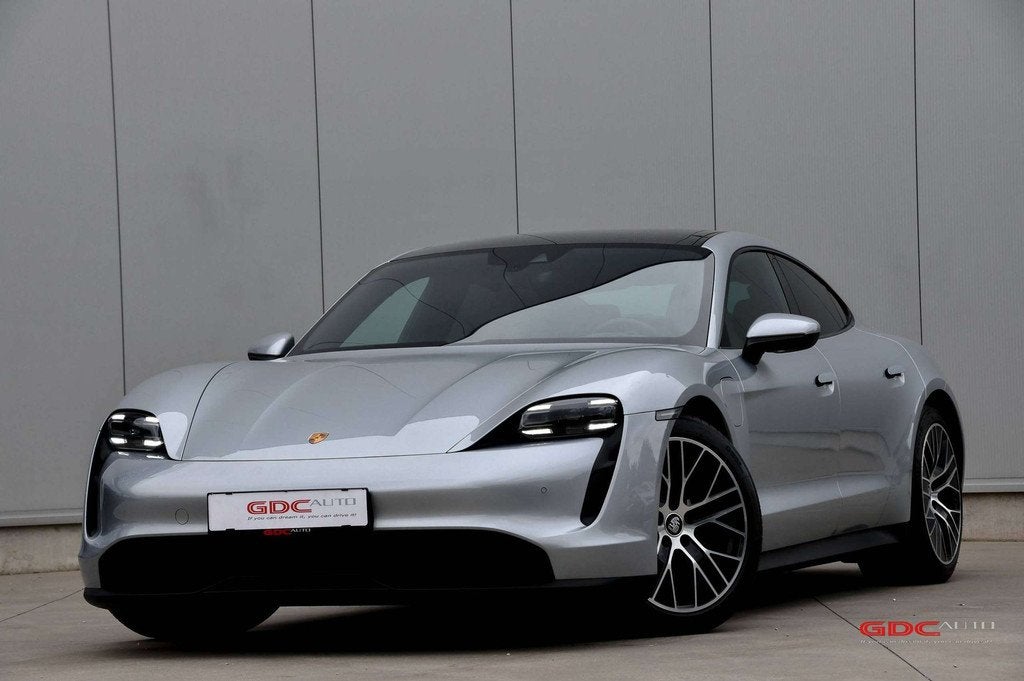Porsche Taycan Taycan l Zetelverwarming l Panodak l Adaptive, Auto's, Achterwielaandrijving, Gebruikt, Beige, 326 pk