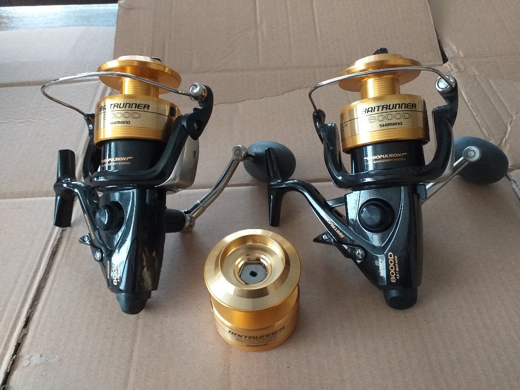 Shimano Baitrunner 8000 D  ( NIEUW ) 2 Molens, Sports nautiques & Bateaux, Enlèvement, Neuf, Moulinet