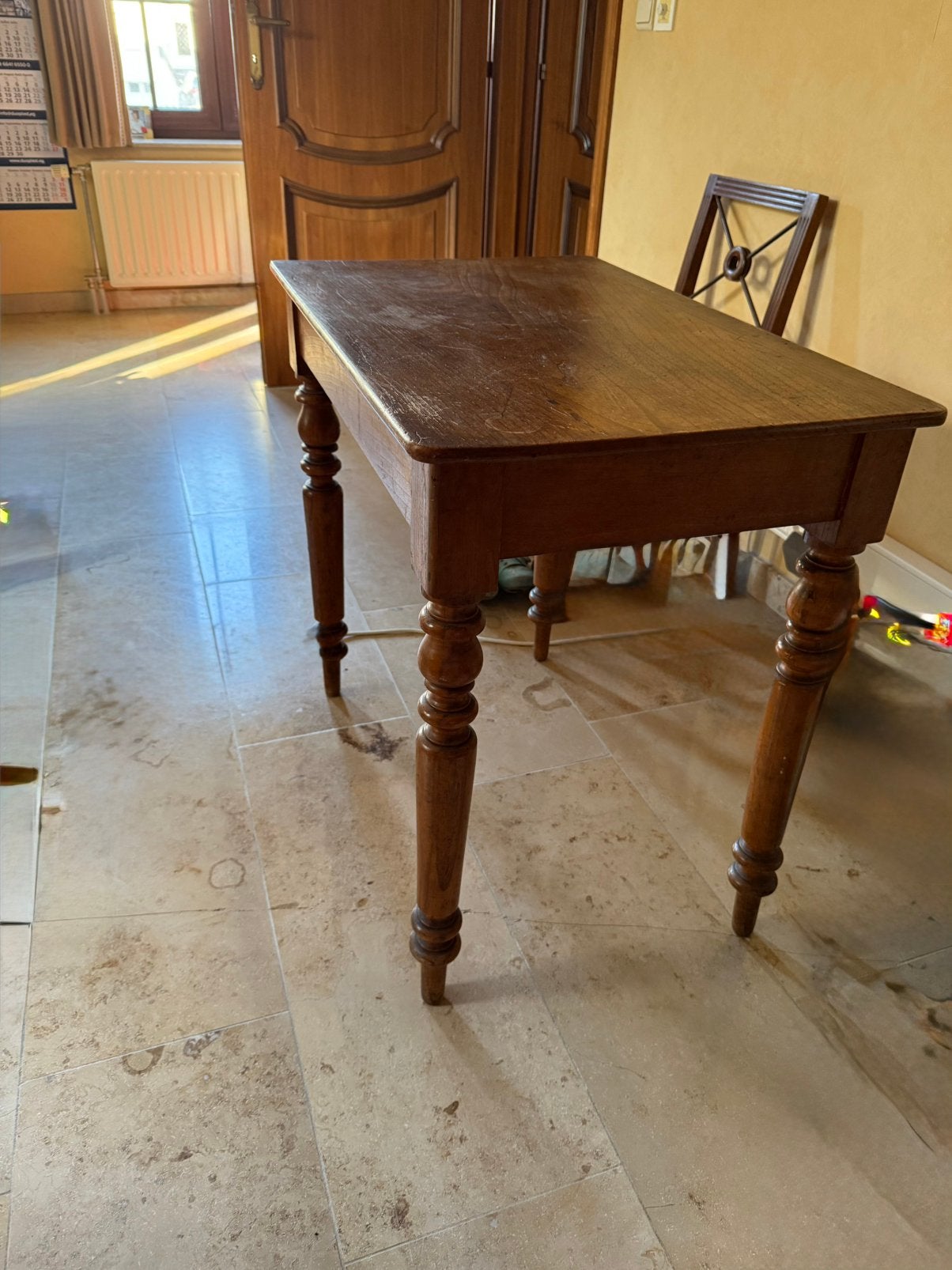 Antieke keuken tafel, Ophalen