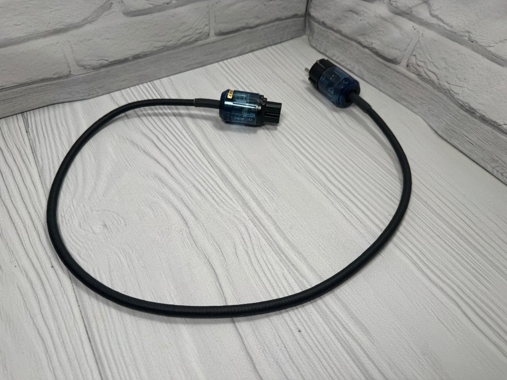 AudioQuest Husky subwoofer kabel 1 meter, TV, Hi-fi & Vidéo, Câbles audio & Câbles de télévision, Envoi, Neuf, Moins de 2 mètres