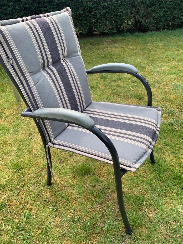 4 stapelbare tuinstoelen in prima staat, Tuin en Terras, Tuinstoelen, Ophalen, Zo goed als nieuw