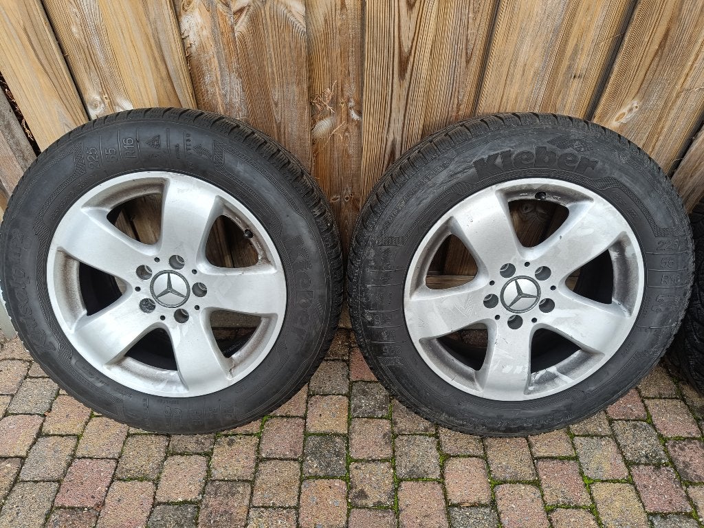 Jantes Mercedes + pneus d'hiver 16 pouces, Pneus et Jantes, Pneus hiver, 16 pouces, Enlèvement