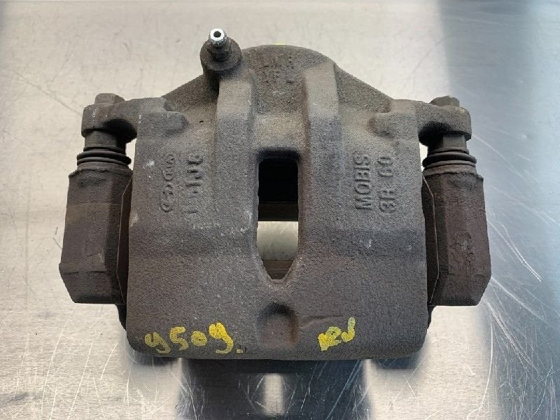 REMKLAUW RECHTS VOOR ABS Kia Sportage (SL) (01-2010/02-2016), Gebruikt, Kia